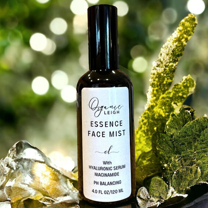 Essence Face Mist      
An All-In-One Essence/Toner - featuring Hyaluronic Acid, Niacinamide, Aloe,
PH Balancing